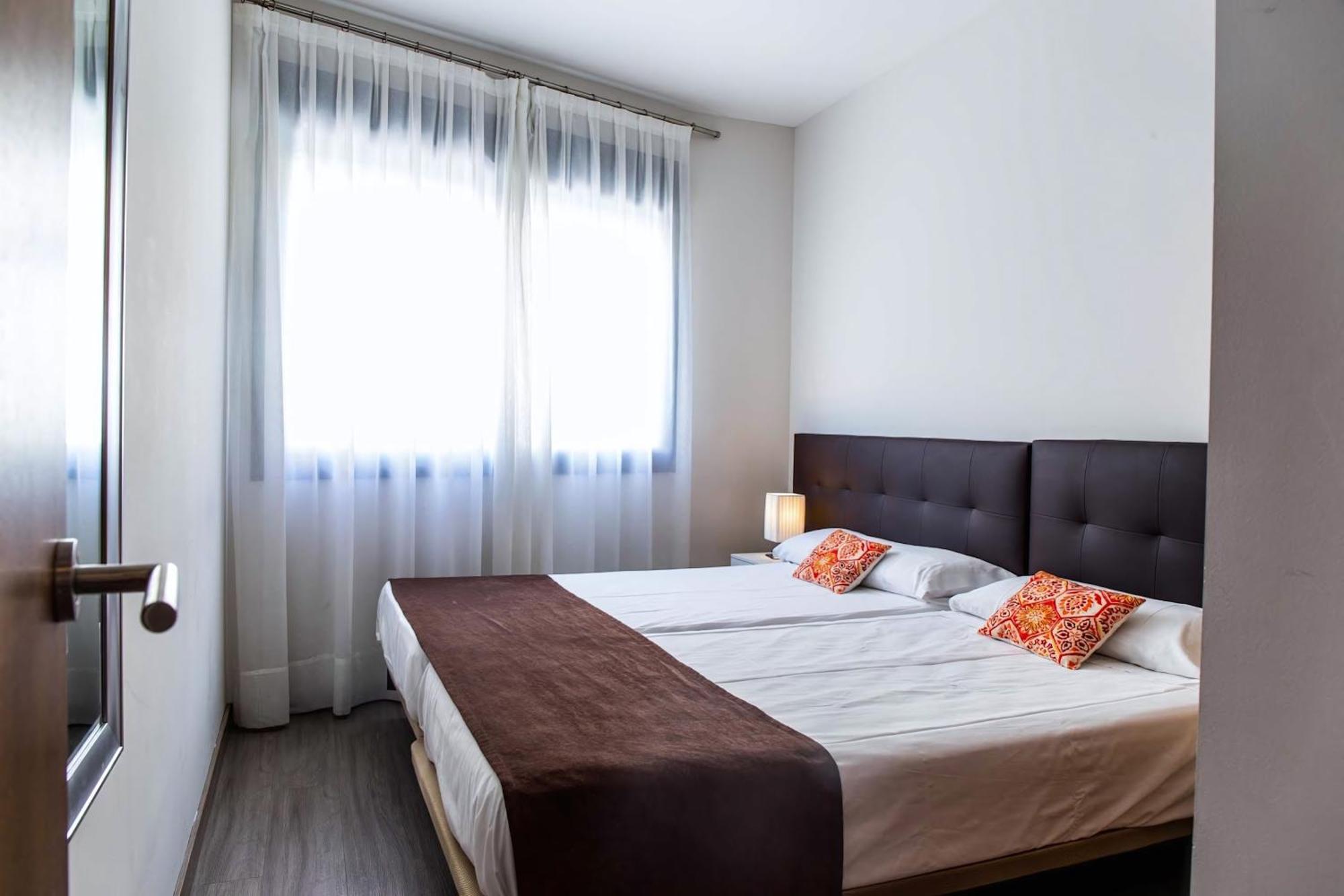 Bluesea Dimona Suites Торремолинос Экстерьер фото