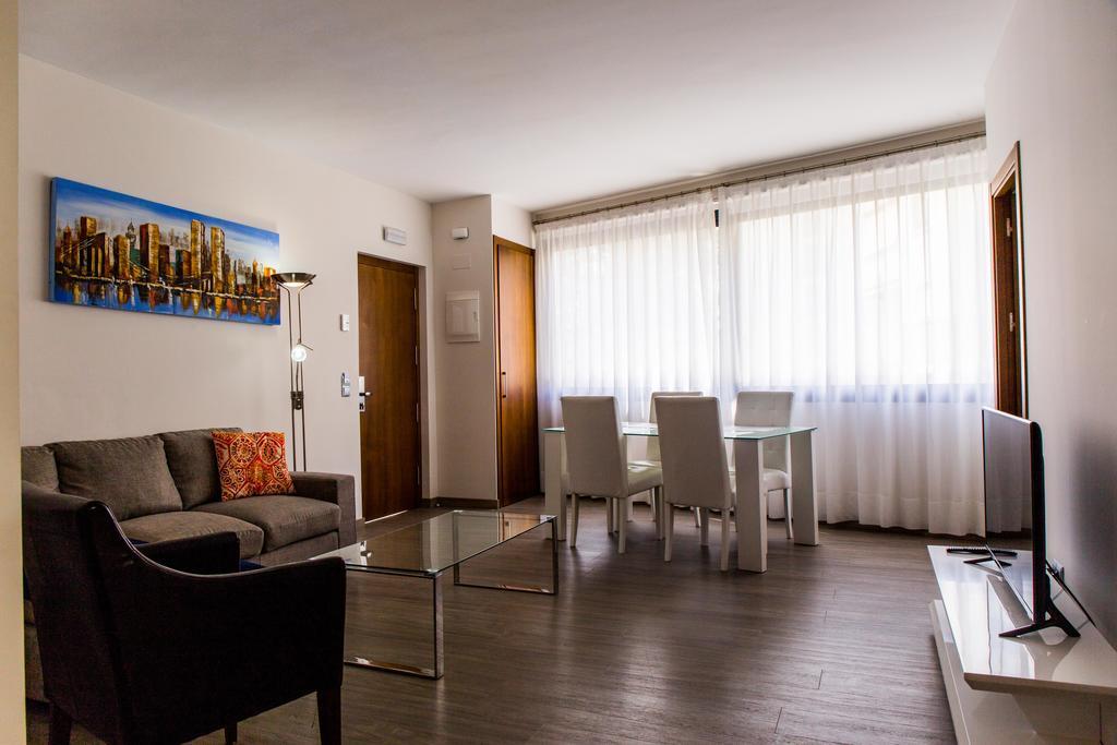 Bluesea Dimona Suites Торремолинос Экстерьер фото