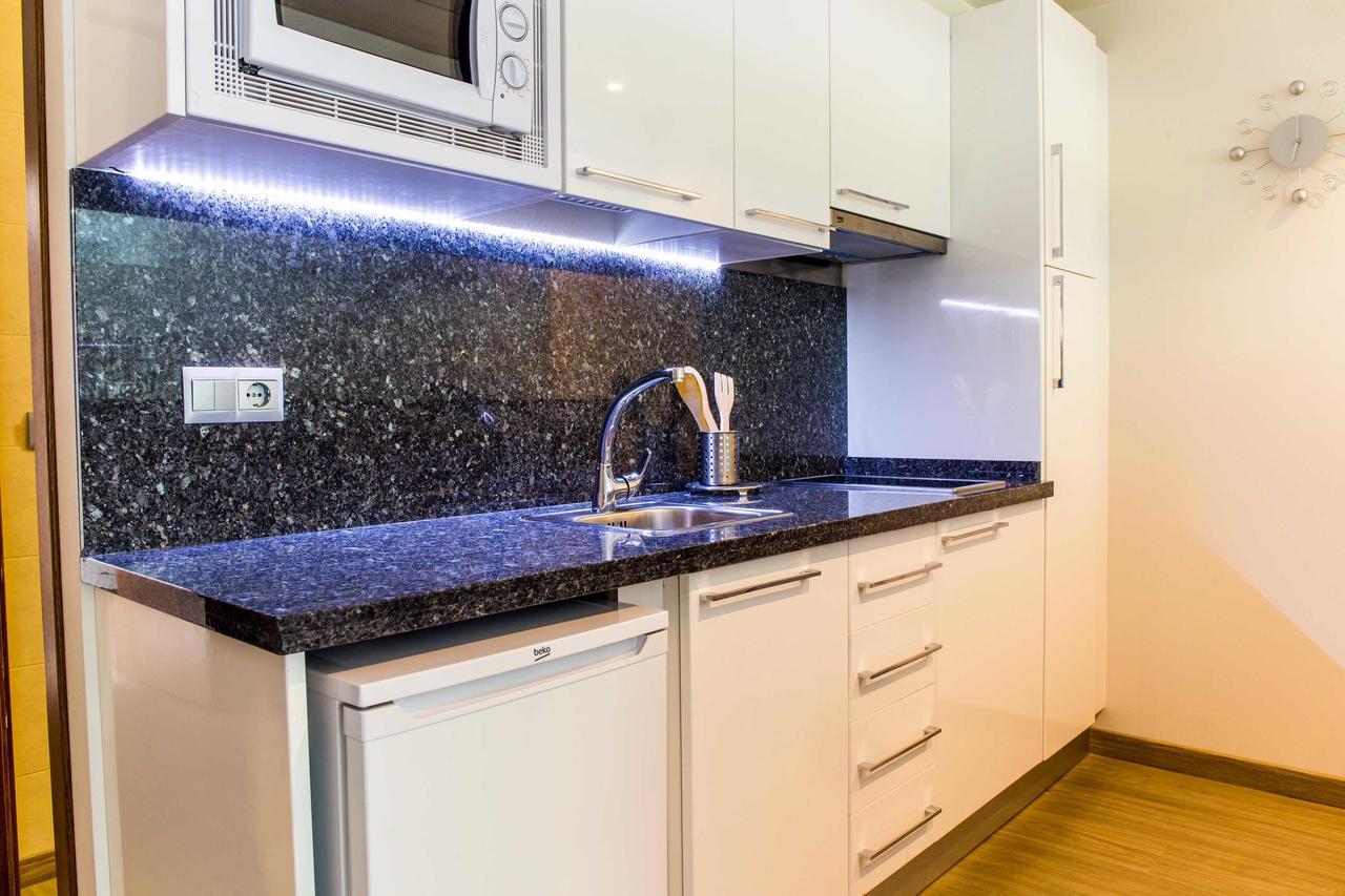 Bluesea Dimona Suites Торремолинос Экстерьер фото