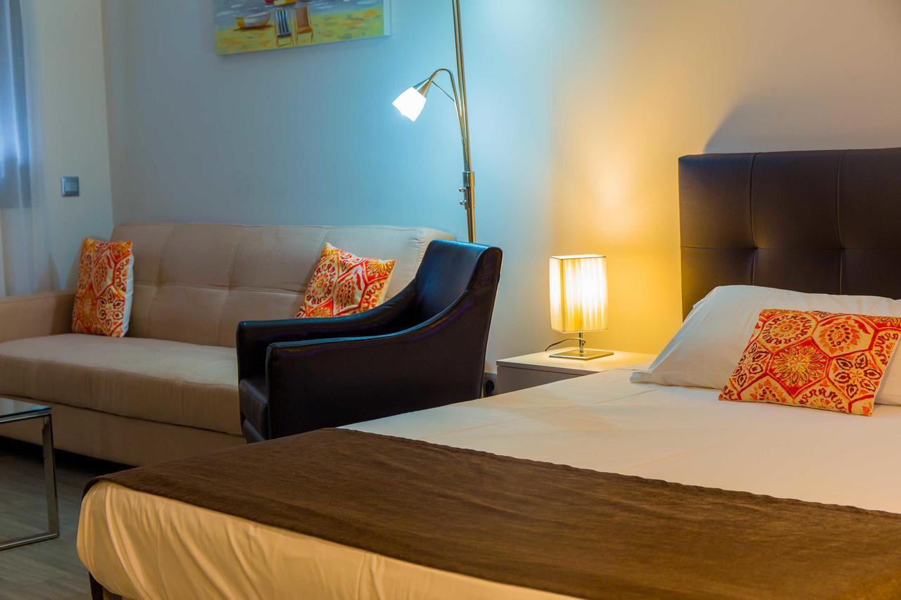 Bluesea Dimona Suites Торремолинос Экстерьер фото